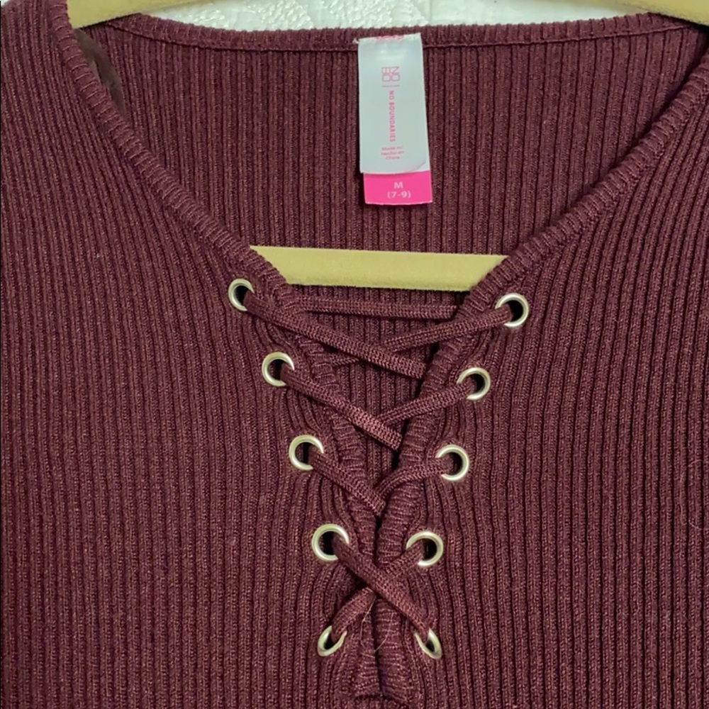 Women’s long sleeve cute Burgundy sweater - Picture 3 of 7